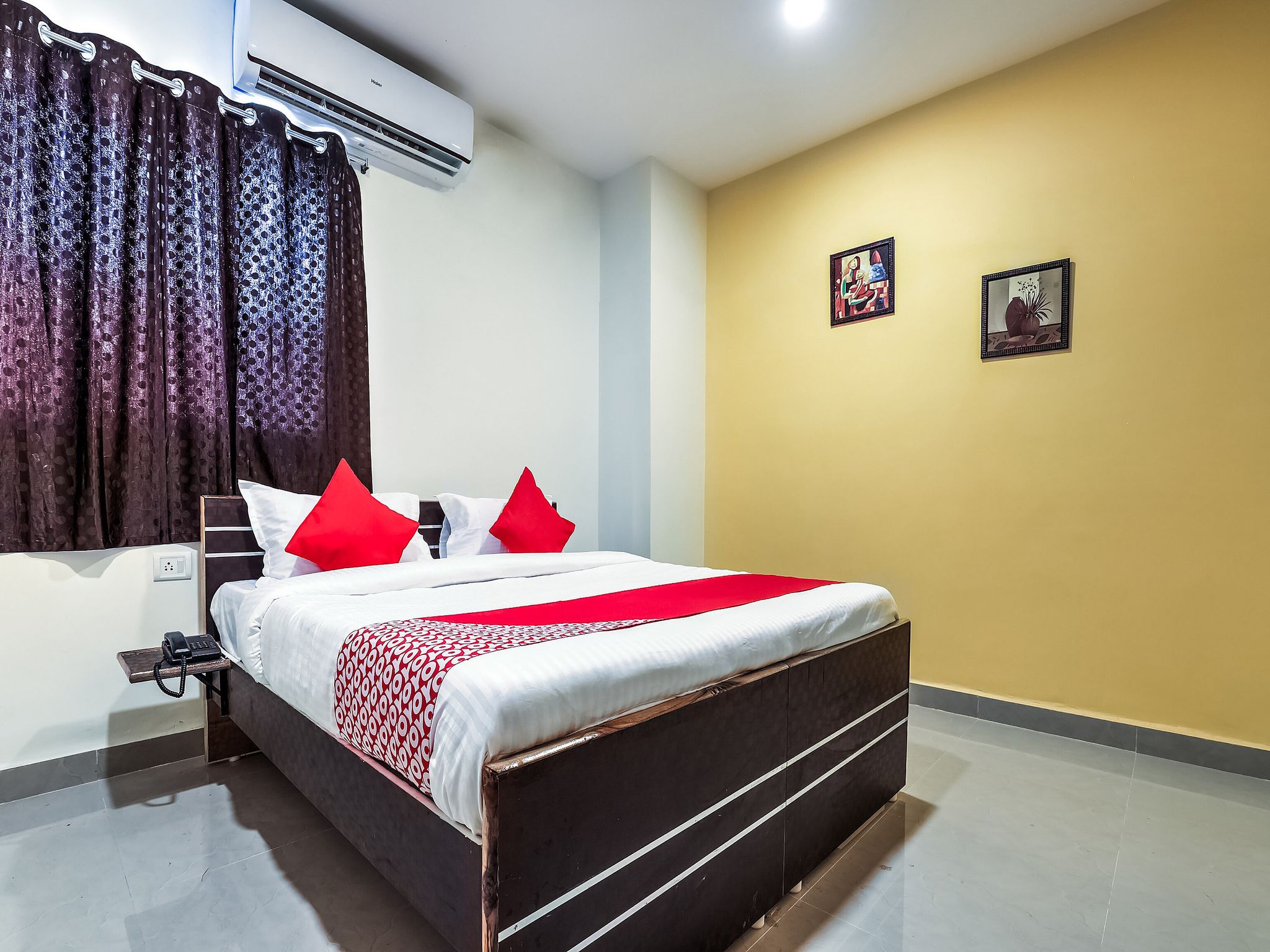 Capital O Saharsh Grand Near Shilparamam Classic Room 9