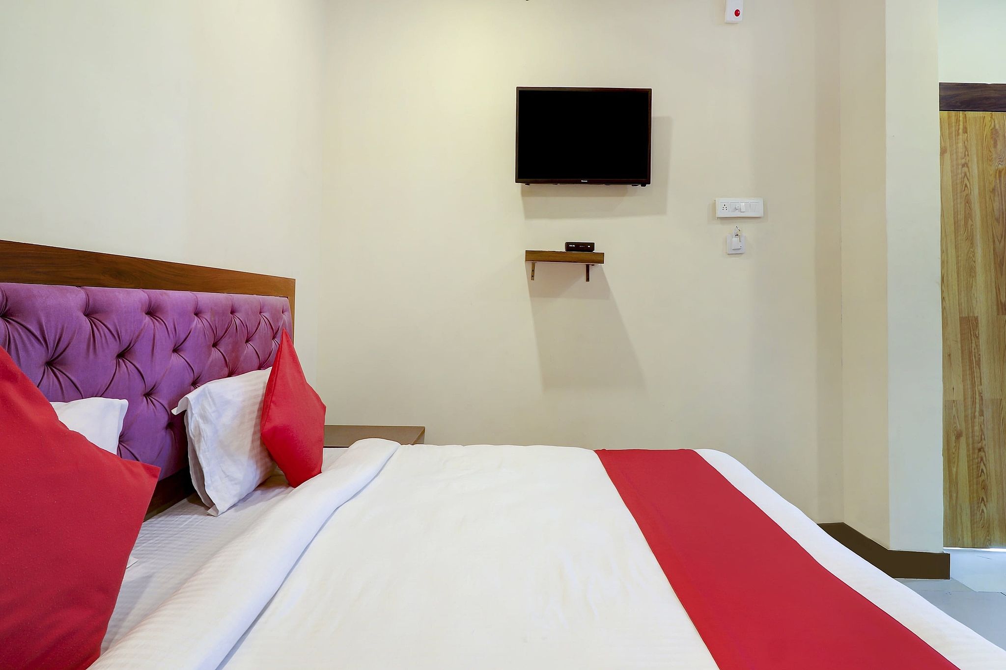 Hotel O Rsquare Elite Classic 16