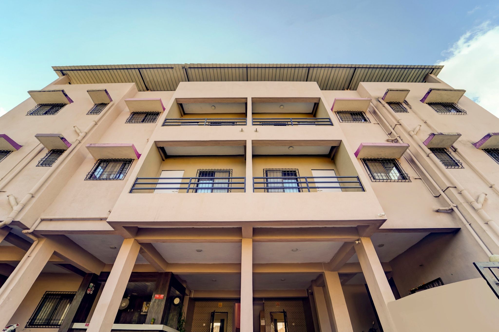 Hotel O by OYO Sai Residenci