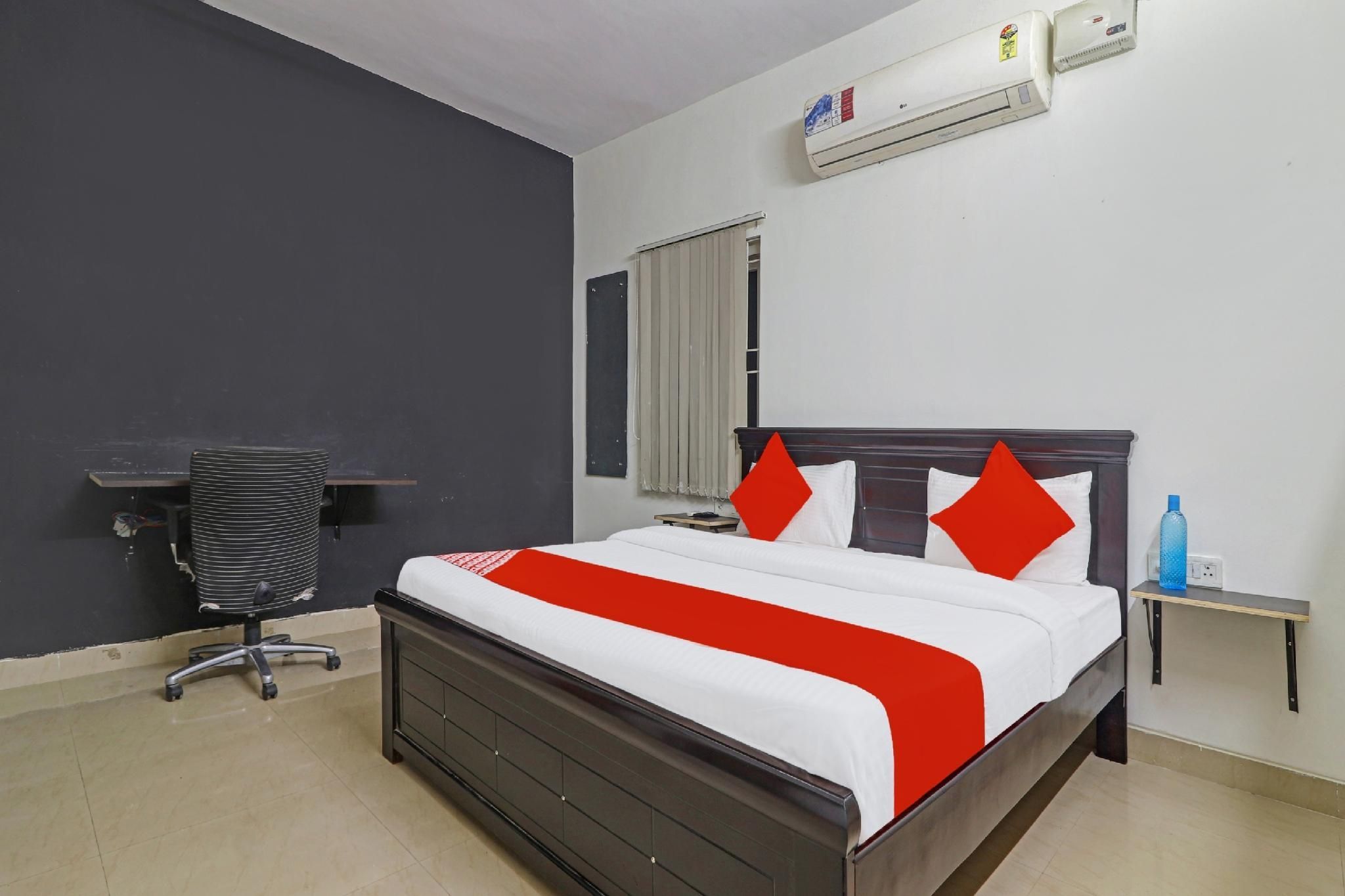 Hotel O Rs Hotel Near Hitech City Classic 4