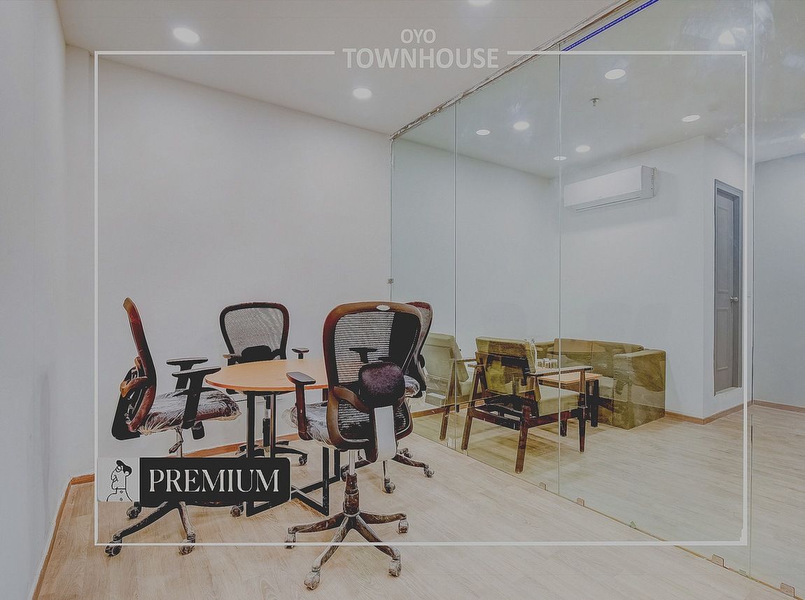 Super Townhouse Mukut Bazar