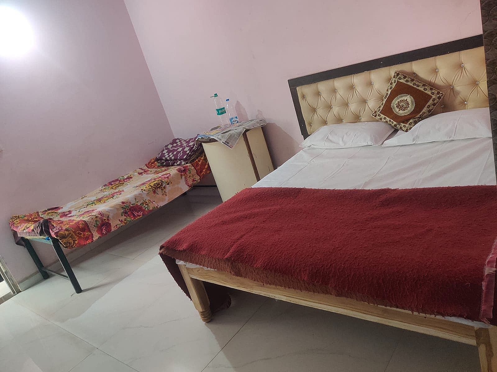 SPOT ON Sunrise Inn SPOT ON Non AC 3