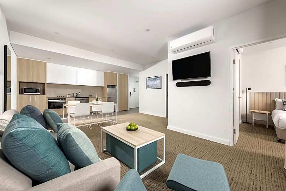 Quest Scarborough Deluxe Apartment (1 King Bed or 2 Single Beds) 3