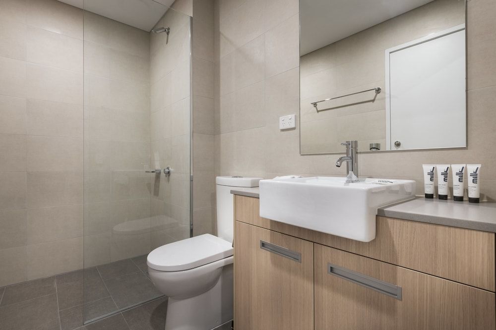 Quest Scarborough Deluxe Apartment (1 King Bed or 2 Single Beds)