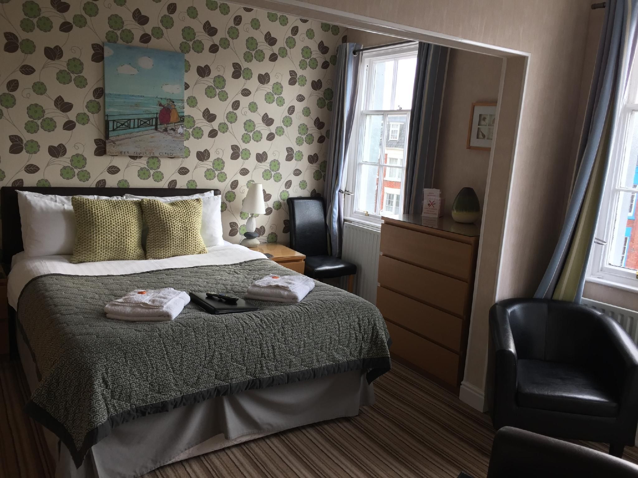 Double or Twin-Ensuite