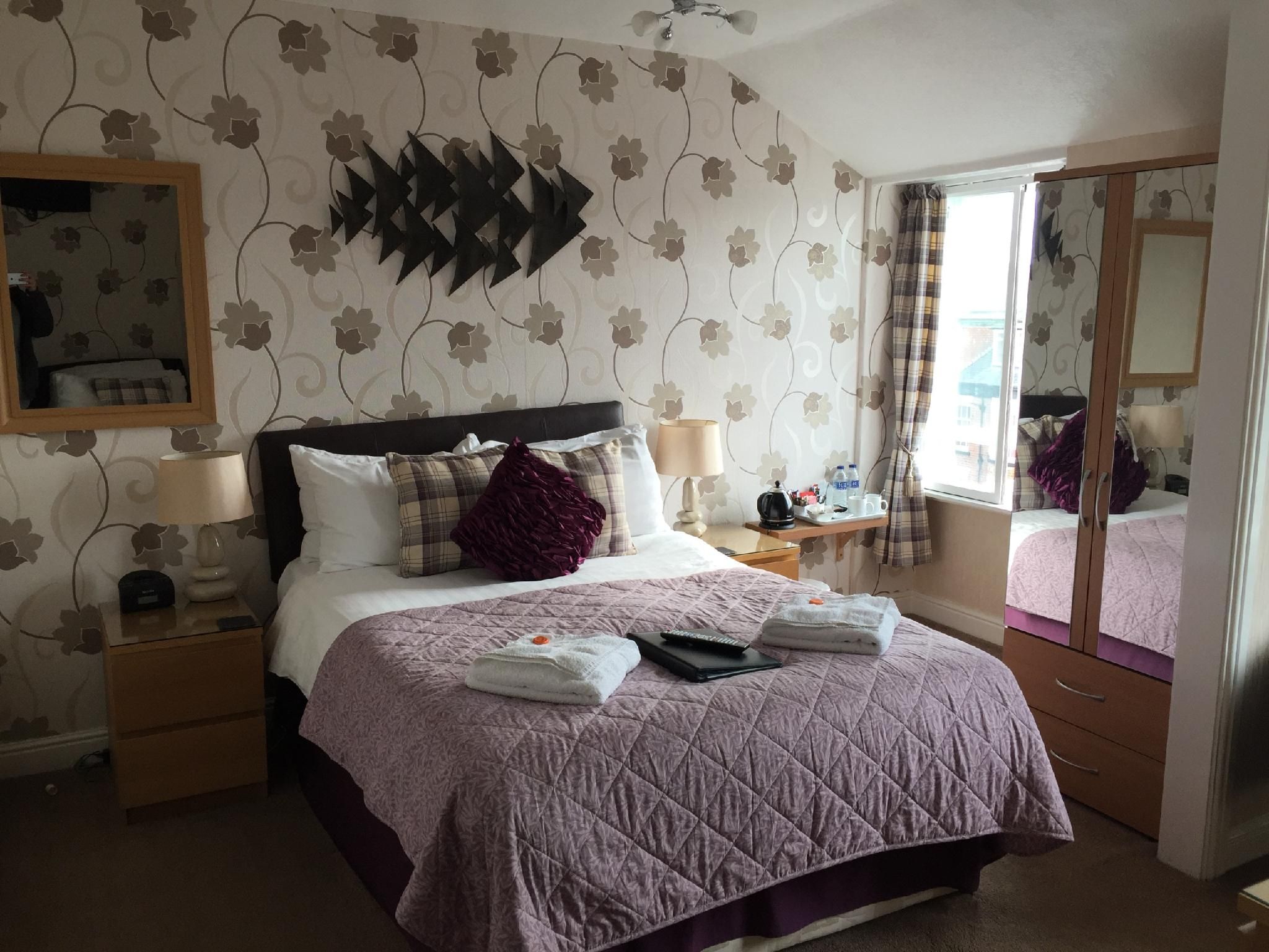 Double or Twin-Ensuite