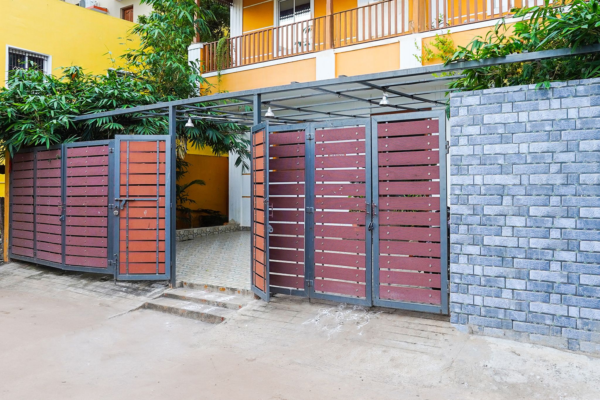 Hotel Exterior