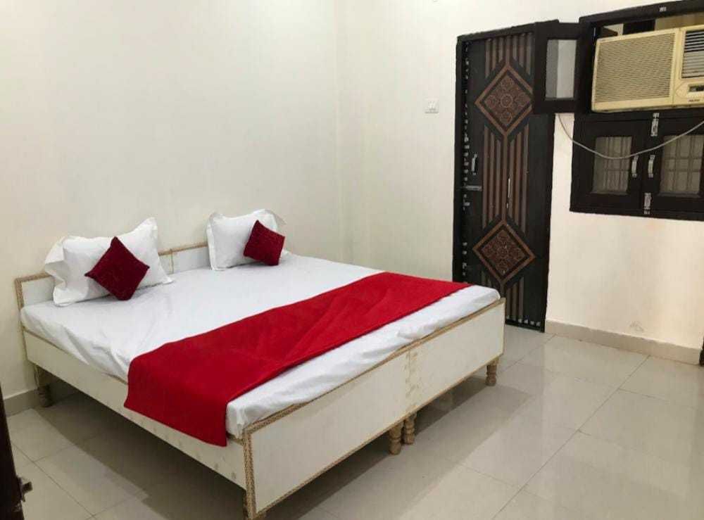 undefined SPOT ON Boby Residency 3