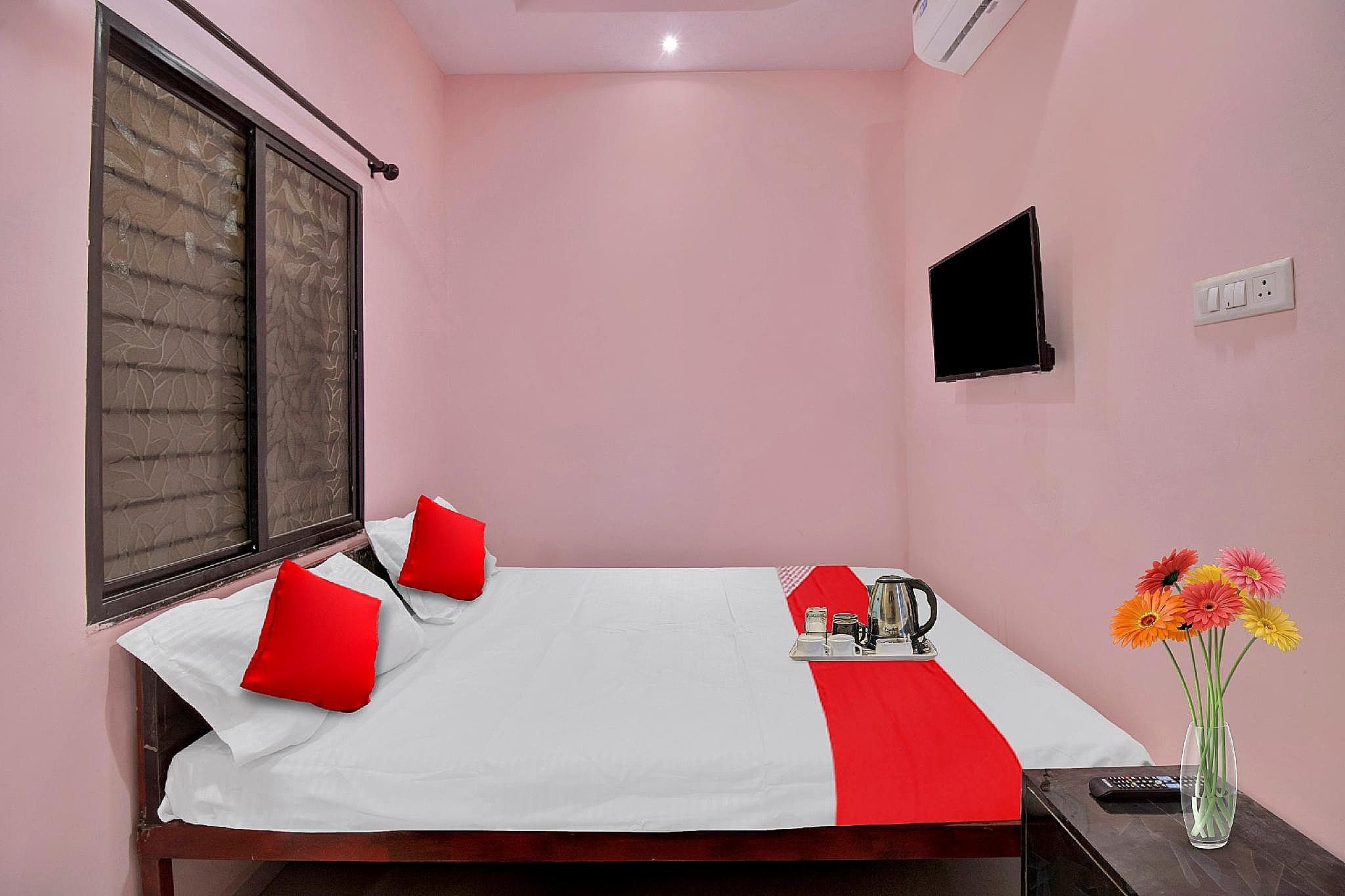 Hotel O R K Guest House Classic 11