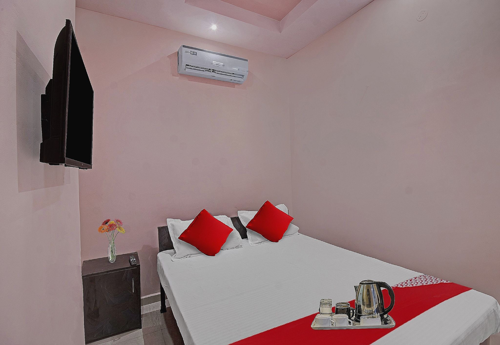 Hotel O R K Guest House Classic 7