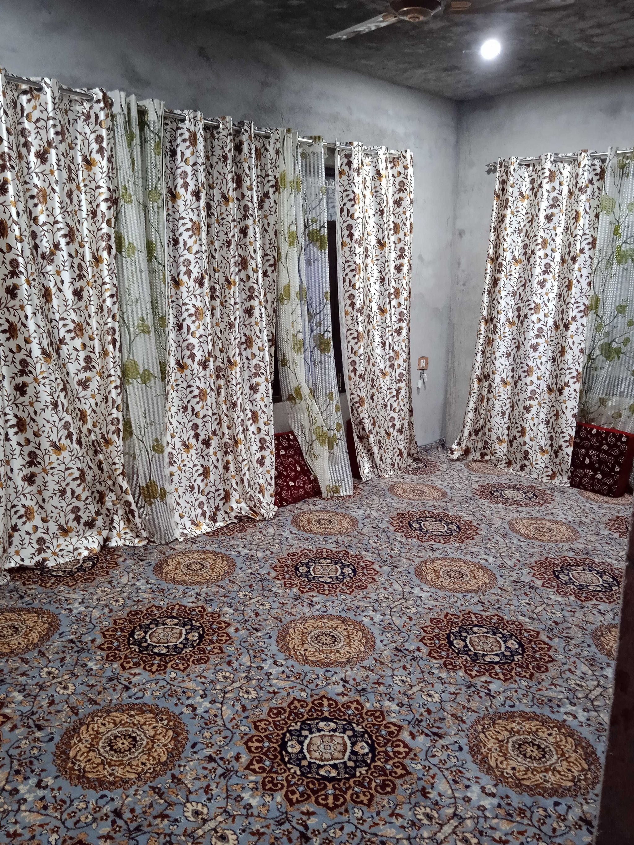 Hotel O POP Tabasum Homestay Classic Room 2