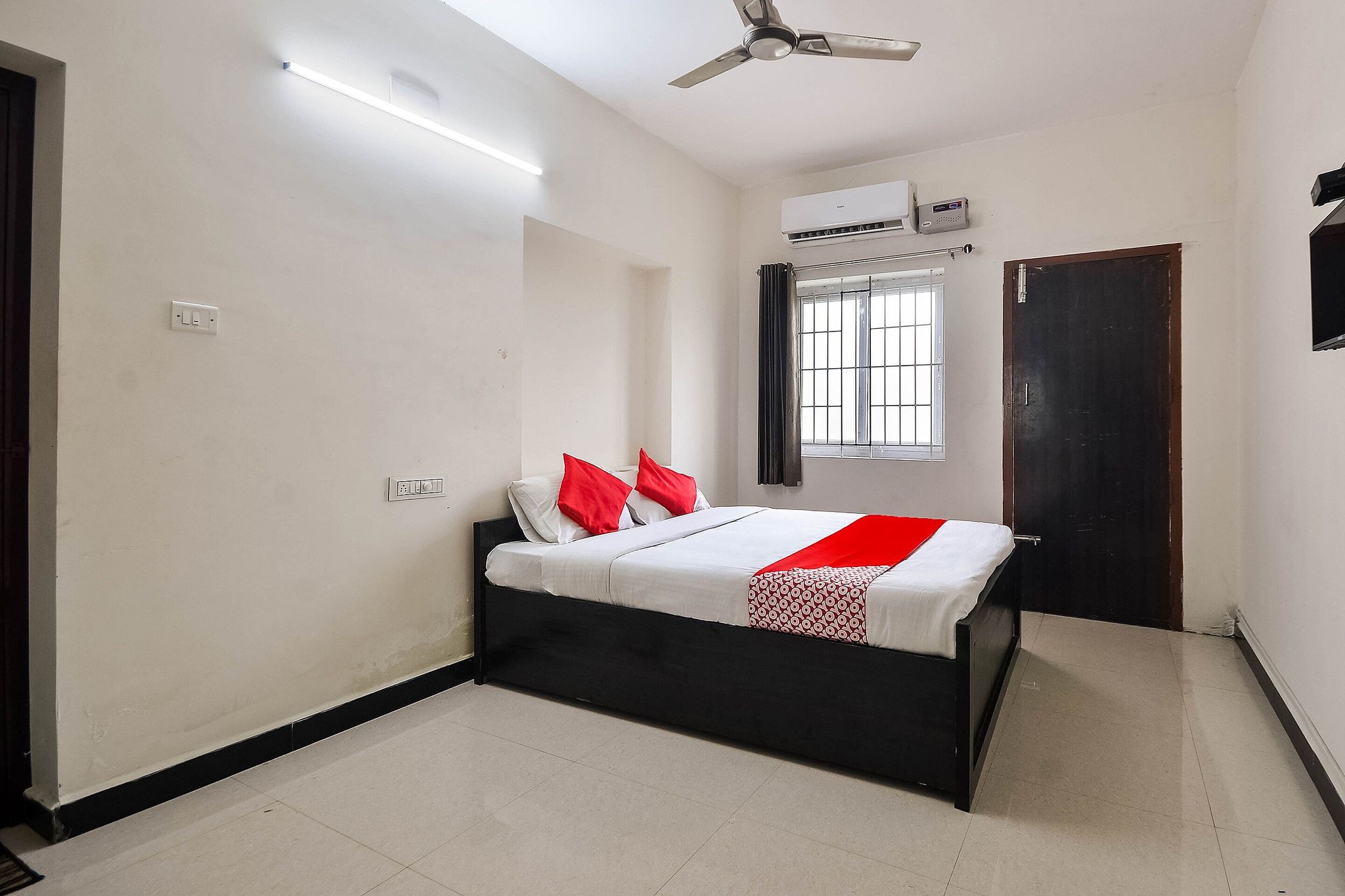 Hotel O Narsampathi Lakeview Coimbatore Formerly GM Grand Classic