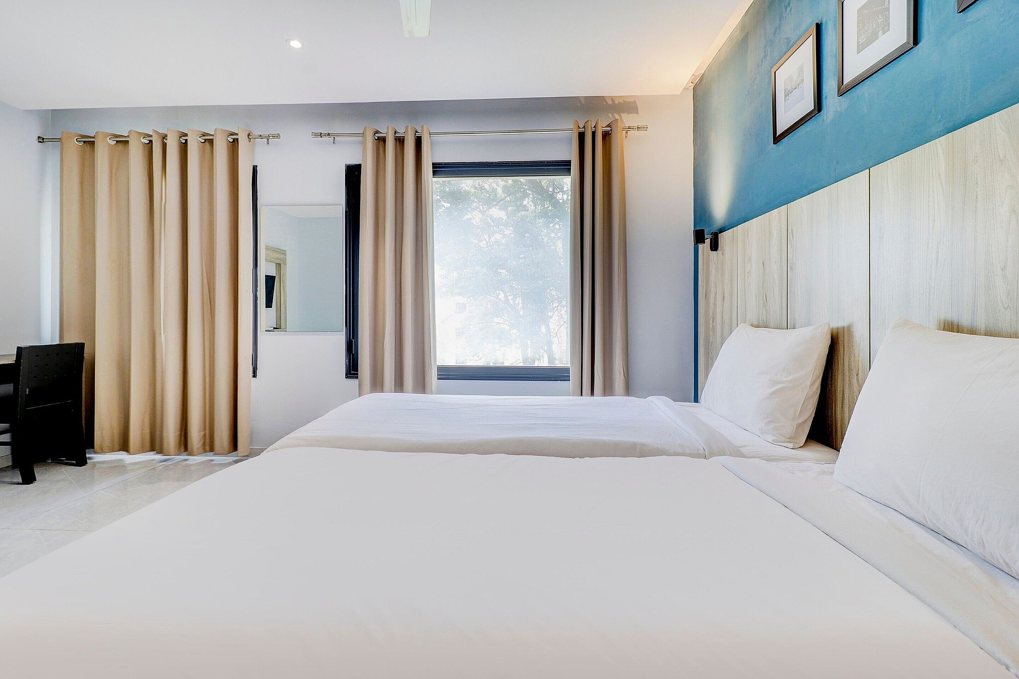 Sleek Townhouse Galexia Hotel and Resorts Classic 2