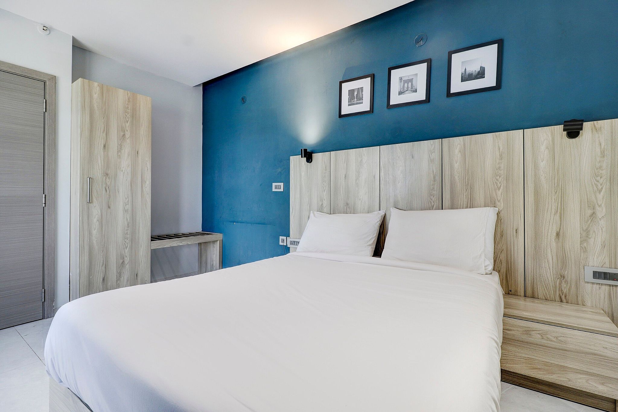 Sleek Townhouse Galexia Hotel and Resorts Classic 5