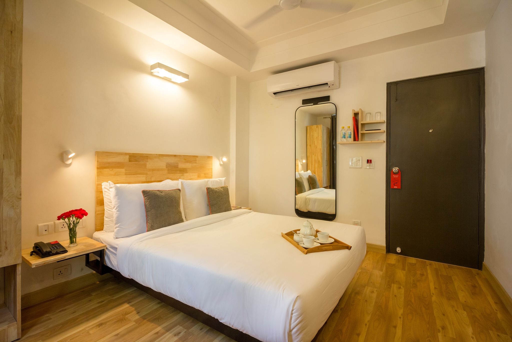 Townhouse 013 New Friends Colony Classic Room 2