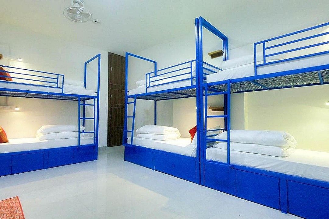 6-Bed Mixed Dorm