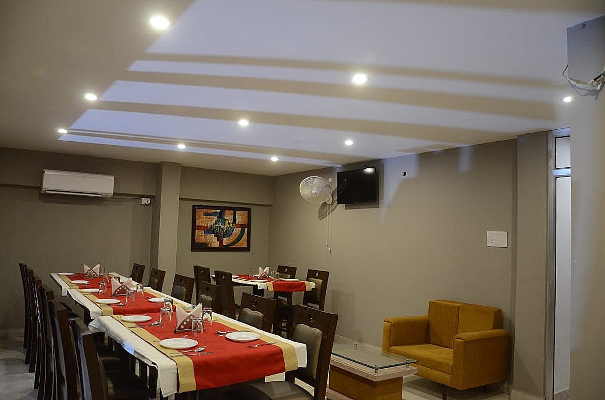 undefined Hotel Yashpadam Continental 4