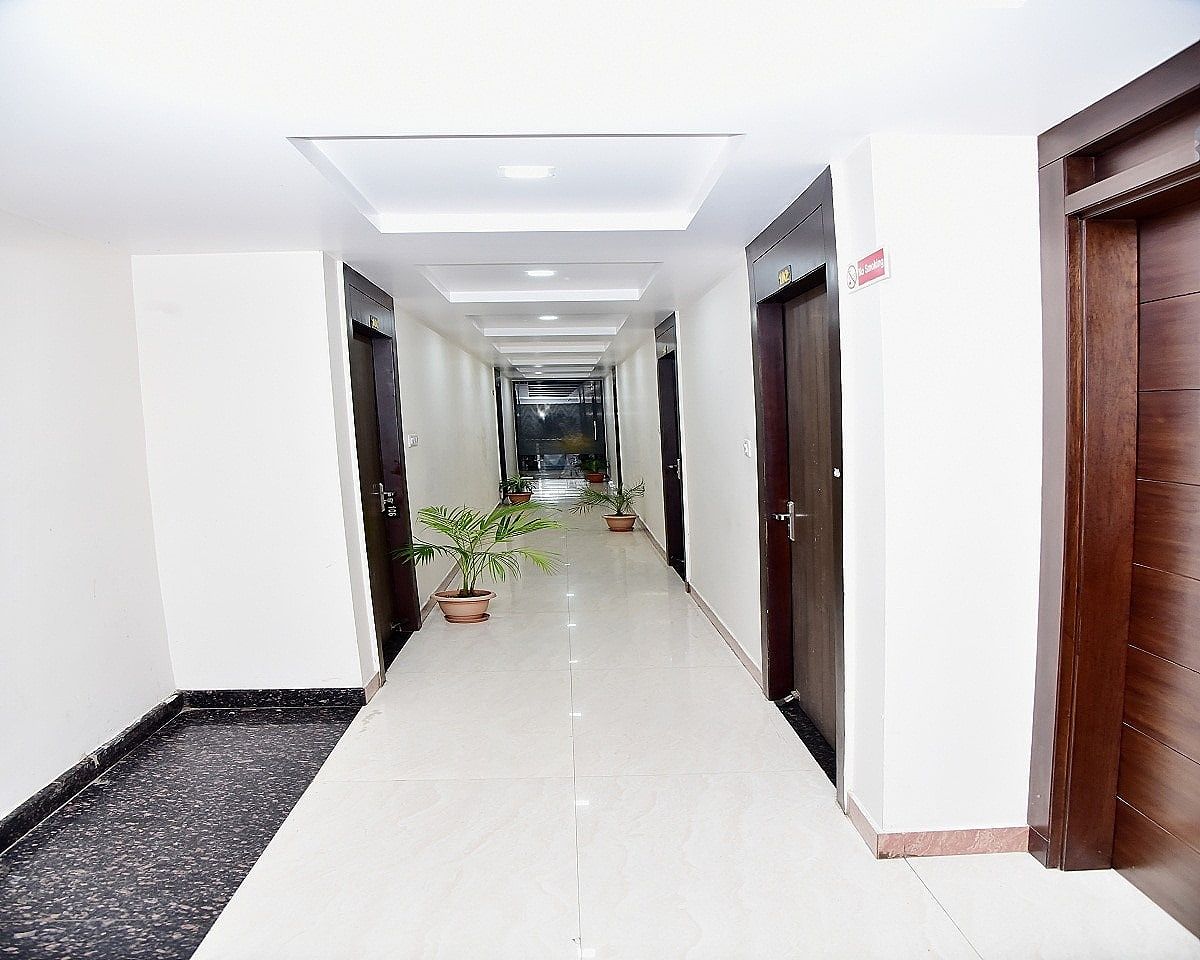 undefined Hotel The Uhas 4