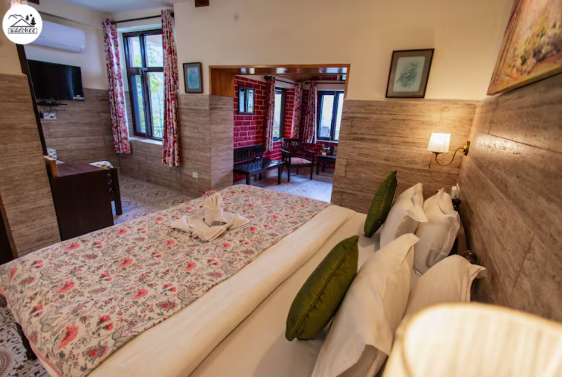 Deluxe Independent Room