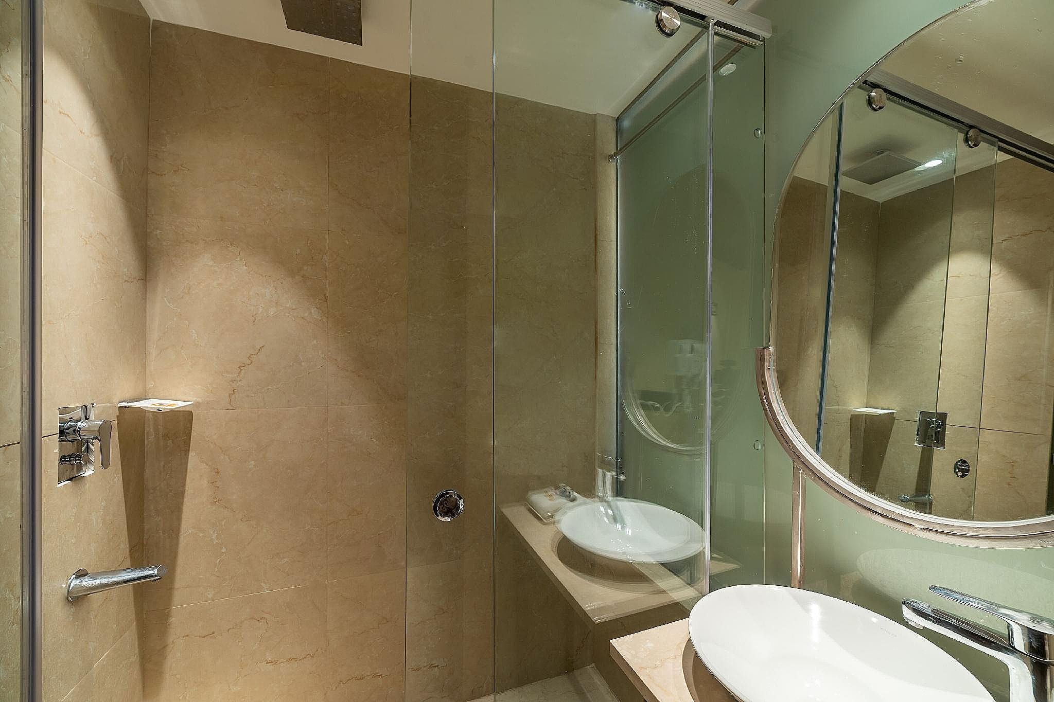 Country Inn Hall of Heritage, Amritsar ( 10 Min to Golden Temple) Superior Room With Work Desk 2