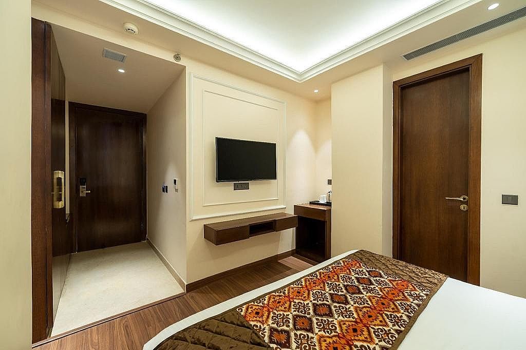 Standard Room with king size bed