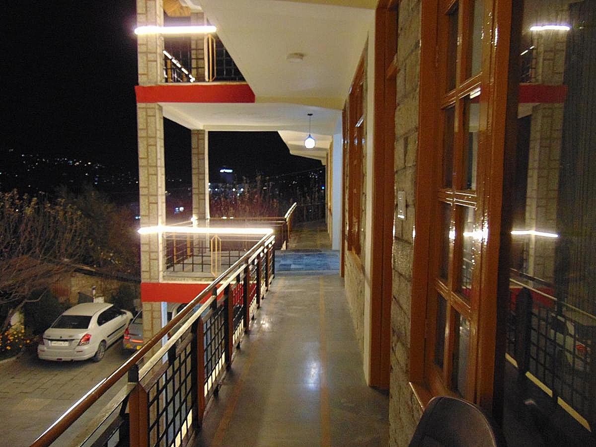 Elena Aastha Regency