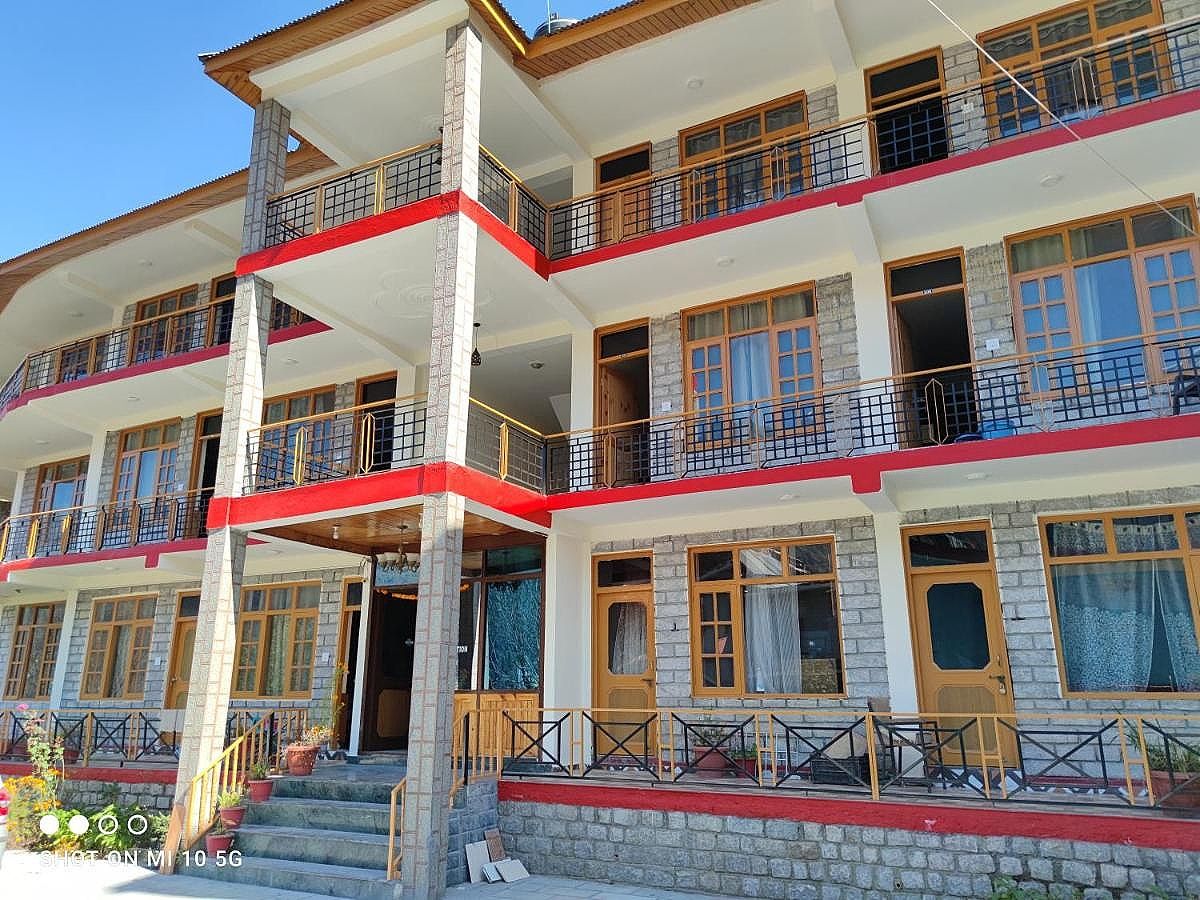 Elena Aastha Regency