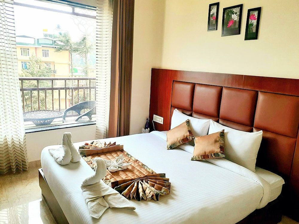 Hotel Crosswind West Deluxe Room 23