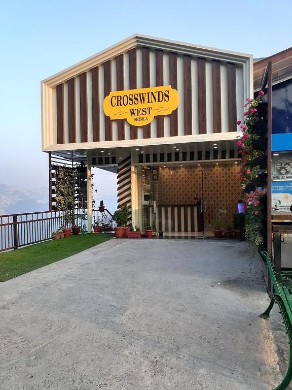 Hotel Crosswind West