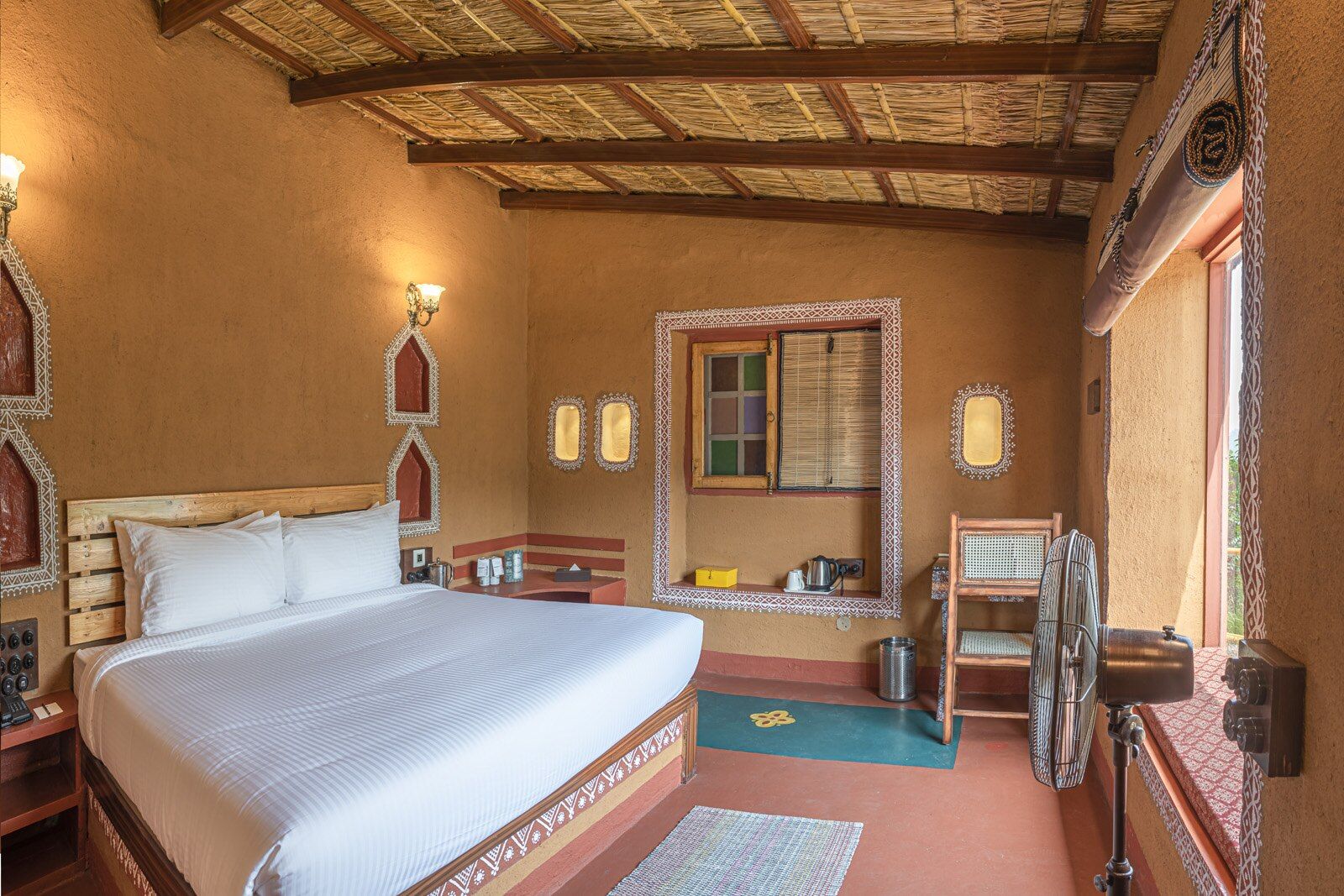 Prakriti Cottage with Mountain-view with Private Lawn