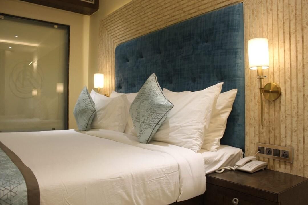 The Royal Class Hotel PREMIUM ROOM 2