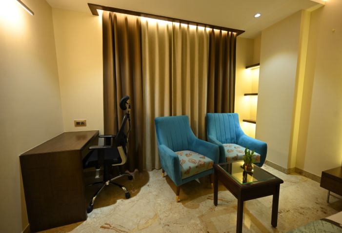 The Royal Class Hotel PREMIUM ROOM 4