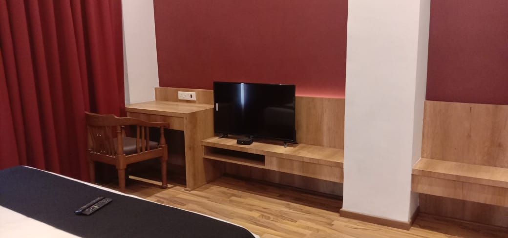 TGN SUITES Deluxe Room 6