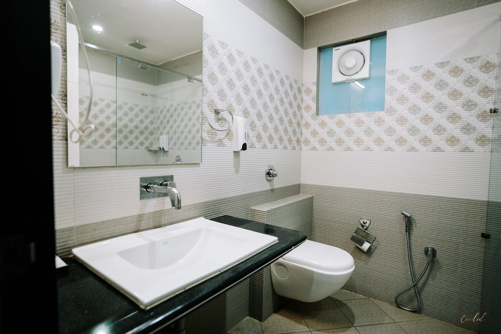 Daksh The Madhuvan Suites Dwarka Daksh Pride Family Room 9