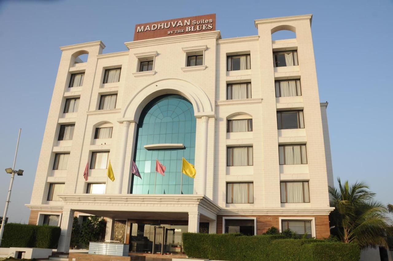 Daksh The Madhuvan Suites Dwarka
