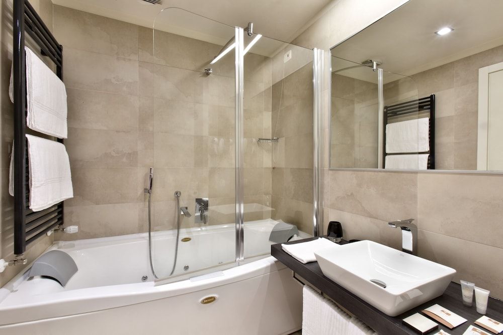 Hotel Horizon Suite, 1 Queen Bed with Sofa bed 4