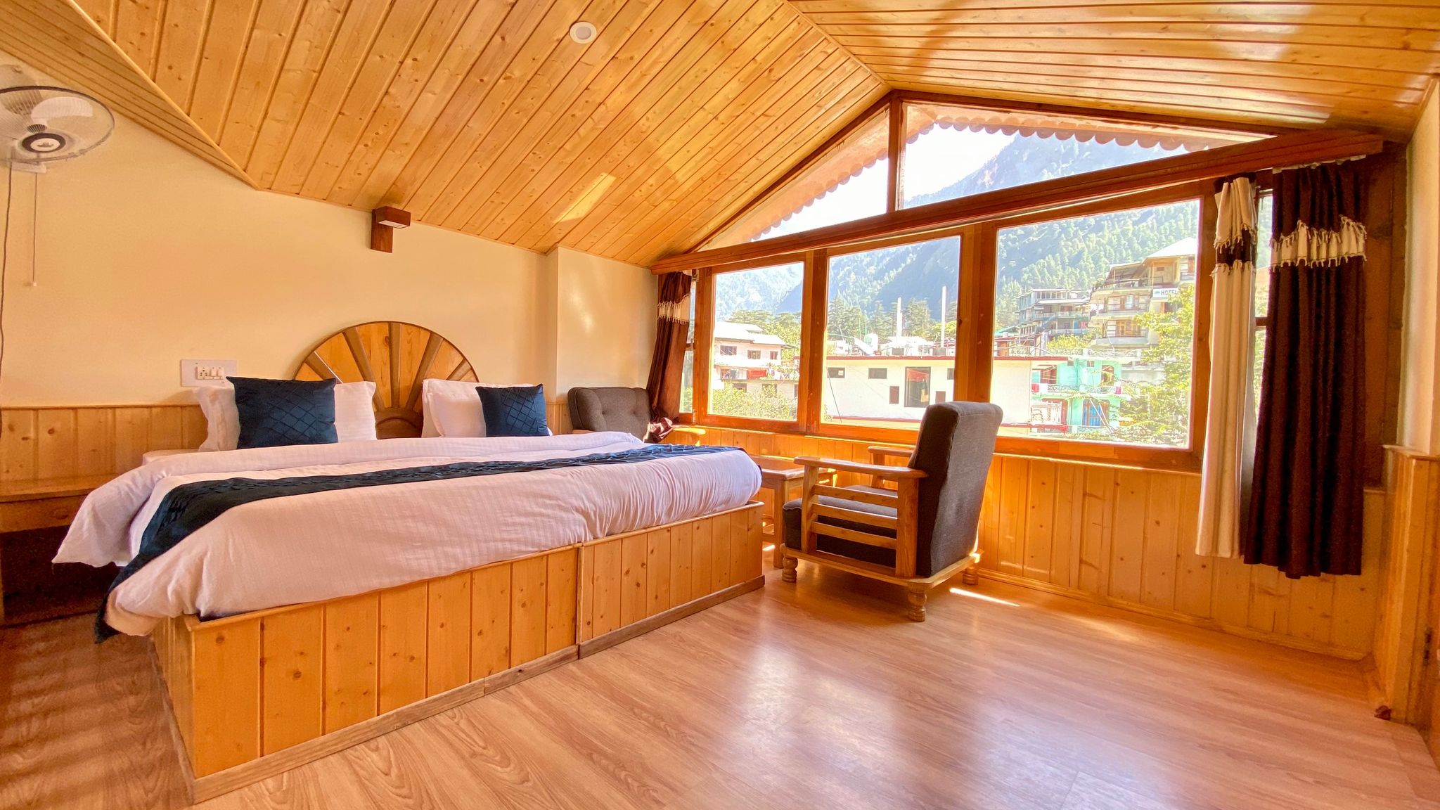 Superior Room with Balcony
