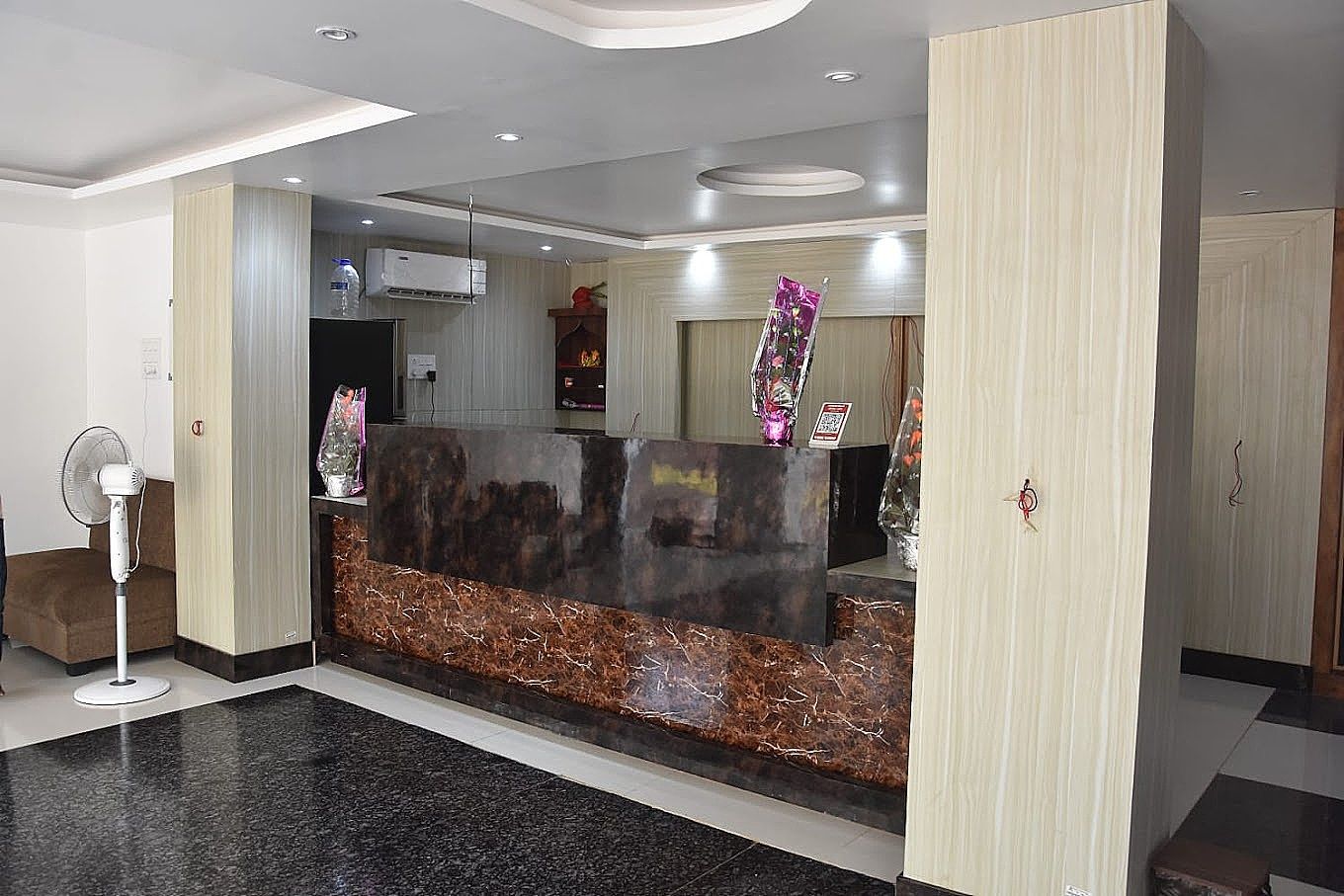 undefined Hotel Crown Palace 2