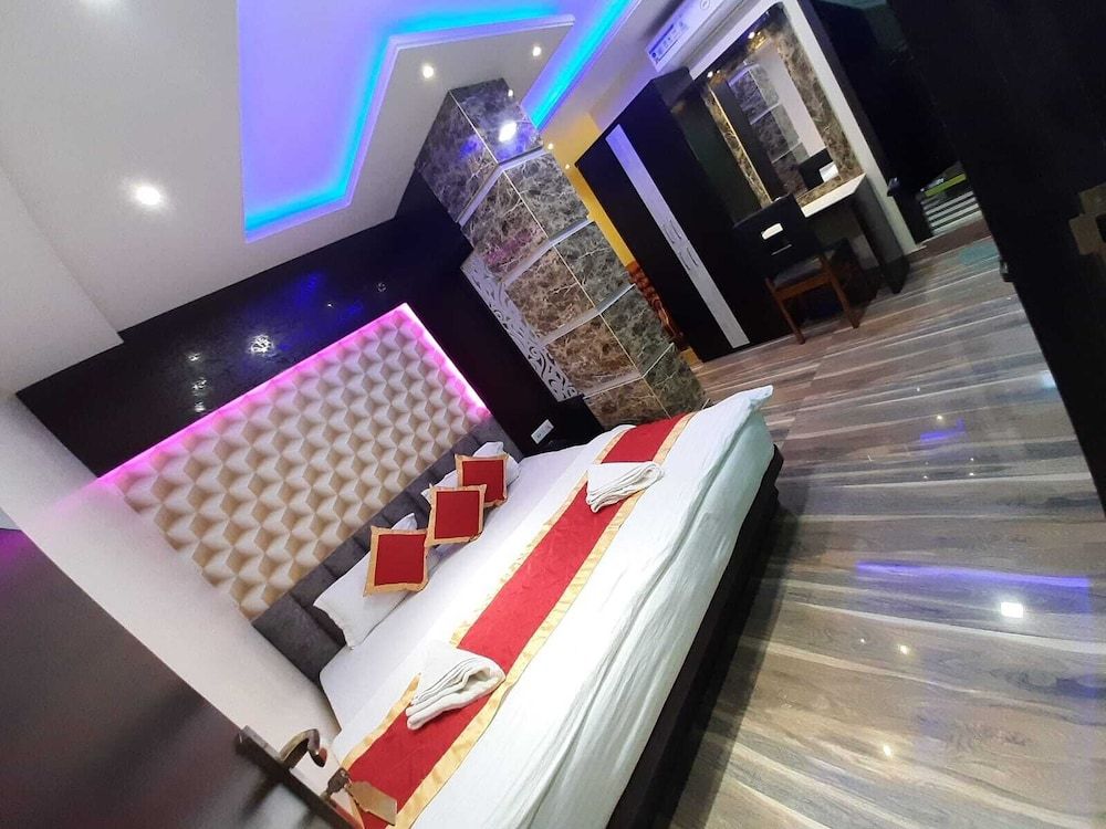 Hotel Swagat Deluxe Room 3