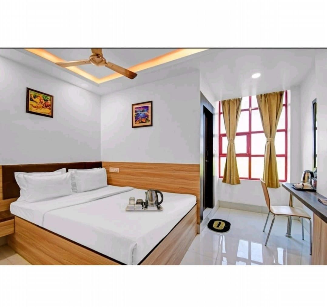 GODS COUNTY. RESORT & BANQUETS Deluxe Room 4