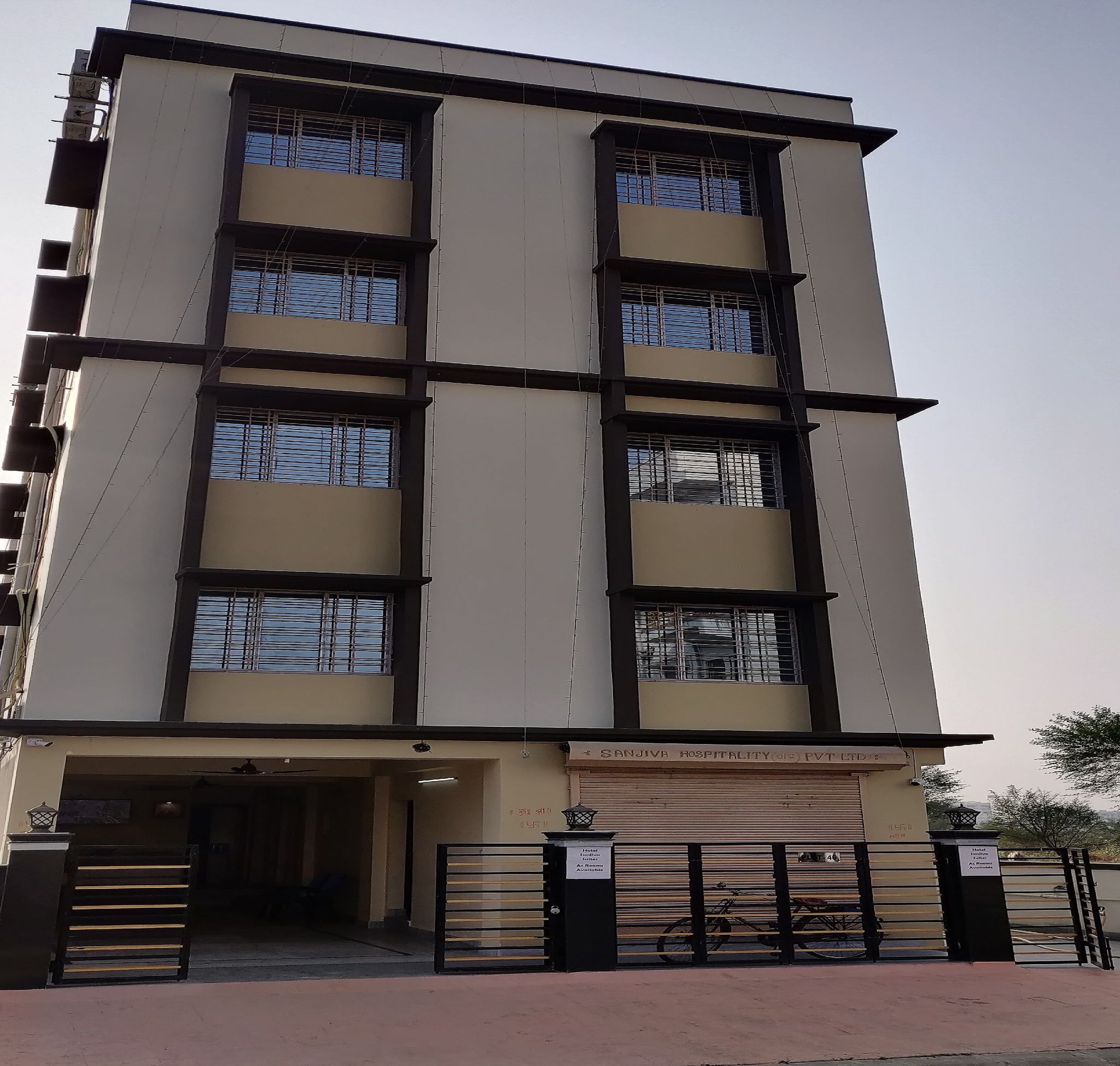 undefined Sanjiva Suites 8