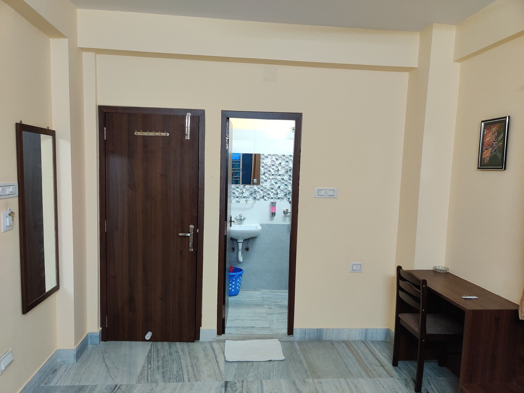 Sanjiva Suites Standard Room 8