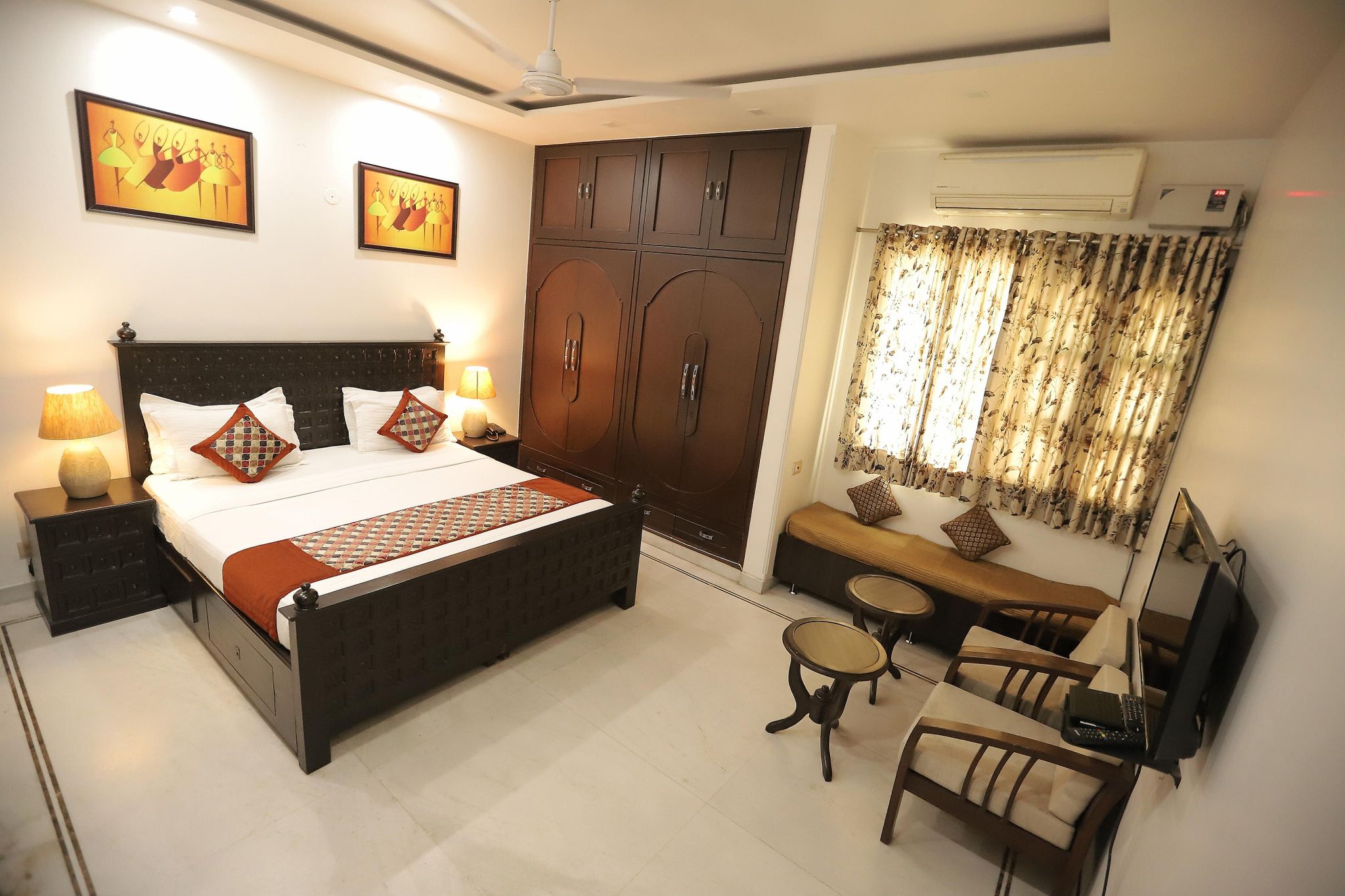 Hotel Panicker's Residency Deluxe 3