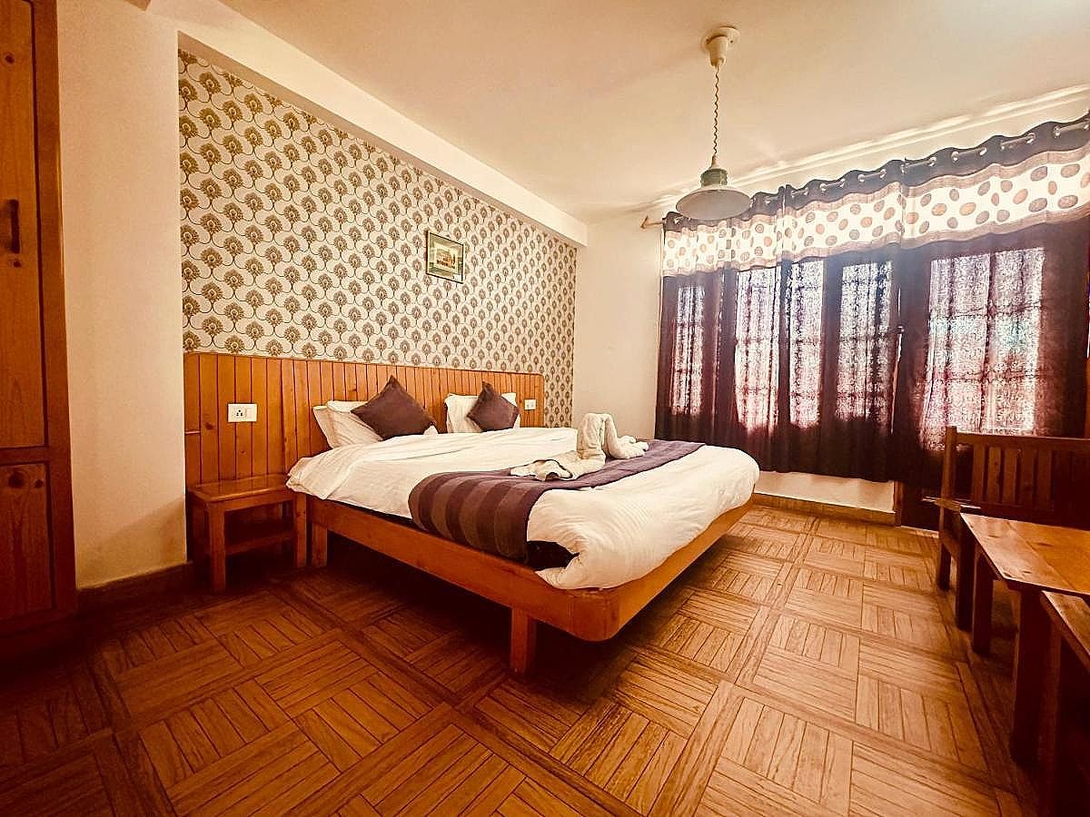 The Kanchanikoot - A True Riverside Hotel
