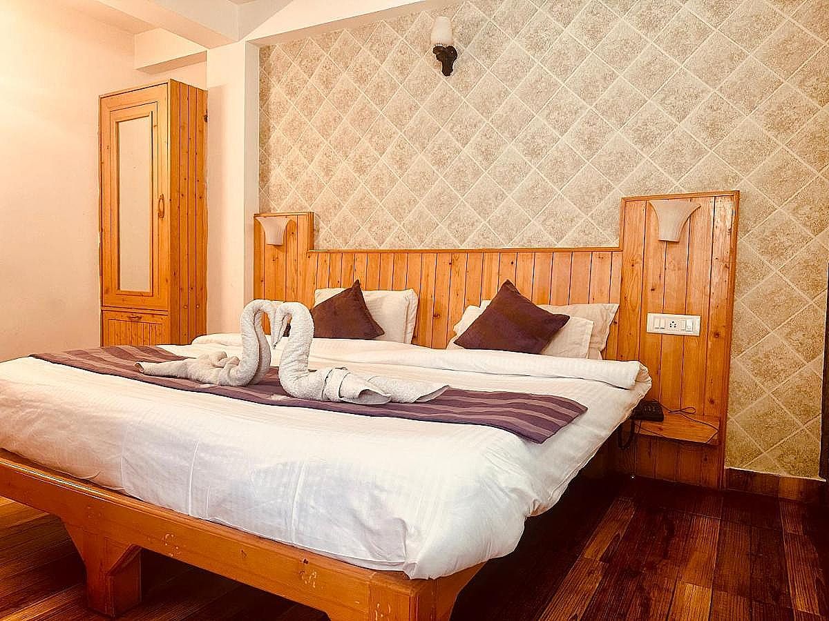 The Kanchanikoot - A True Riverside Hotel
