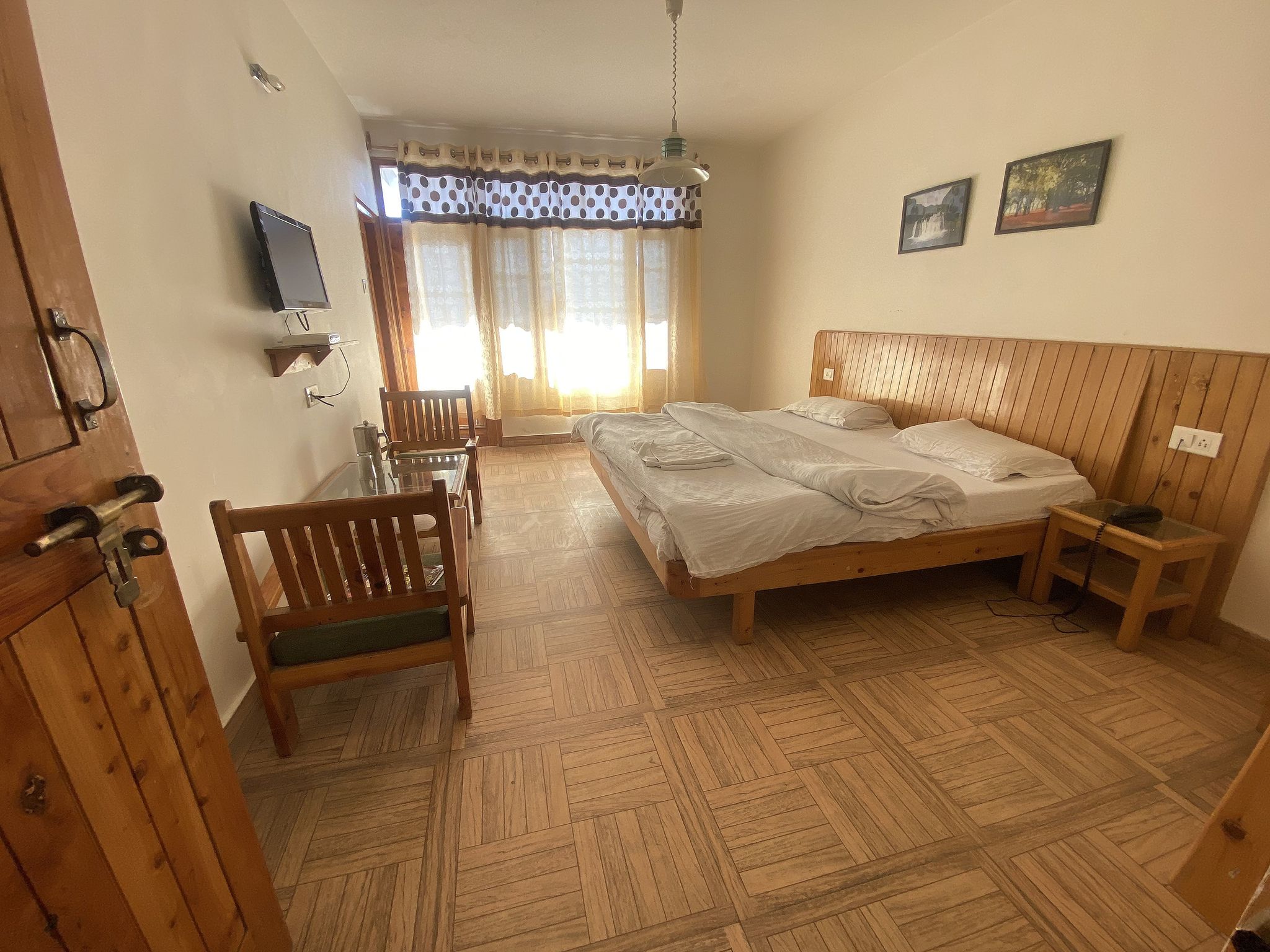 The Kanchanikoot - A True Riverside Hotel Standard Room with Balcony 2