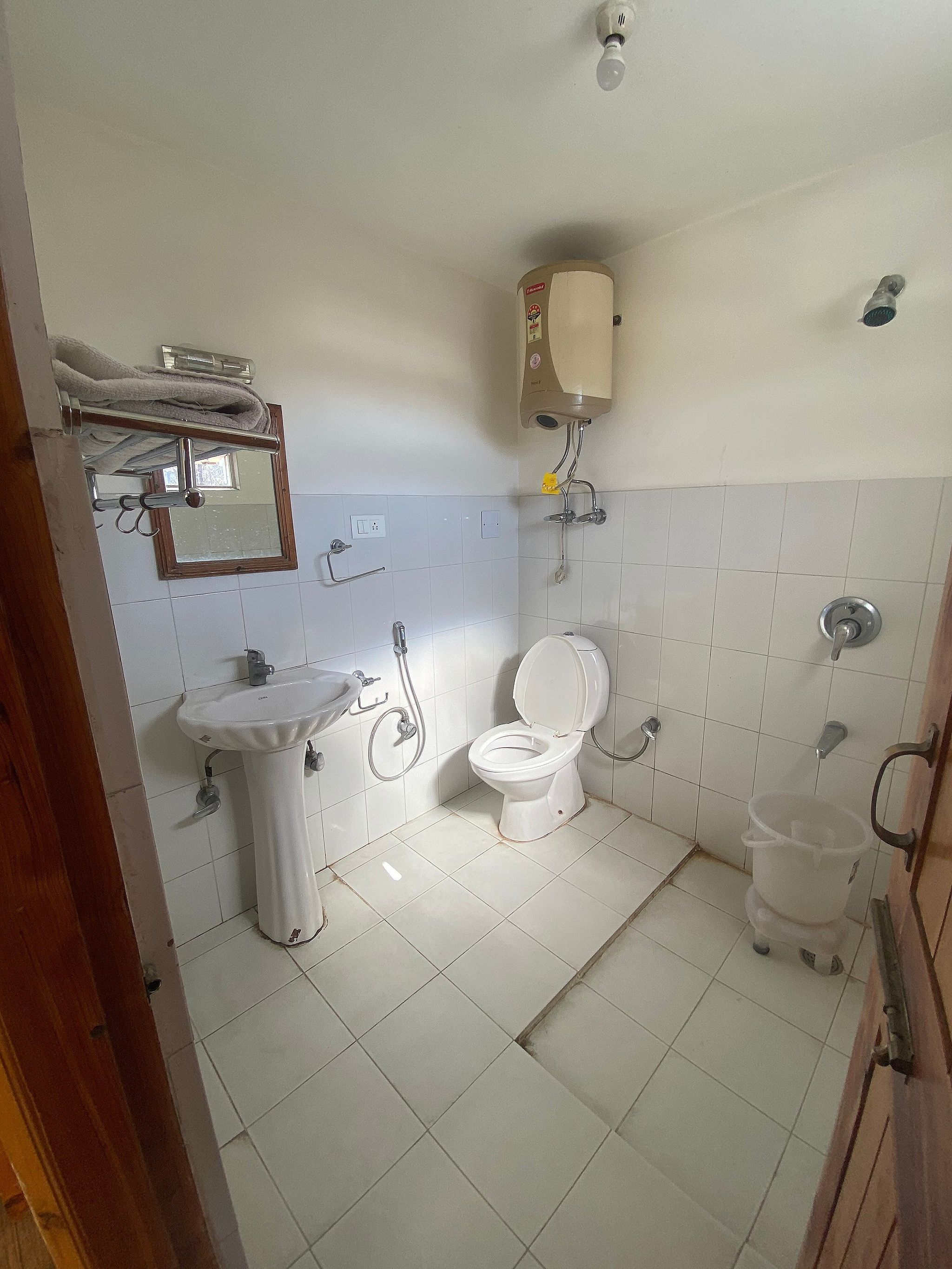 The Kanchanikoot - A True Riverside Hotel Standard Room with Balcony 3