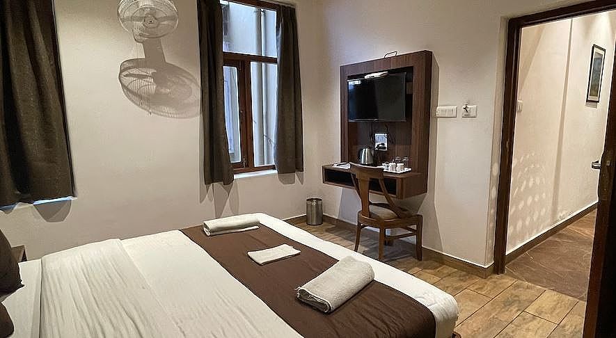 Forest-view Deluxe Room