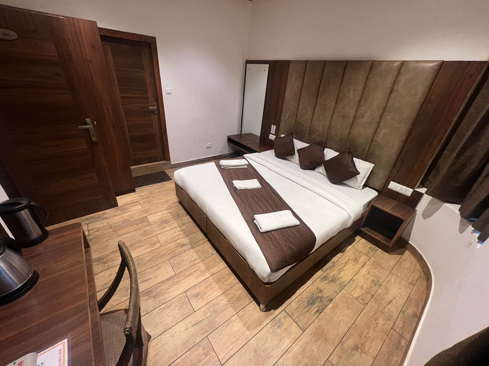 Hill-view Super Deluxe Room