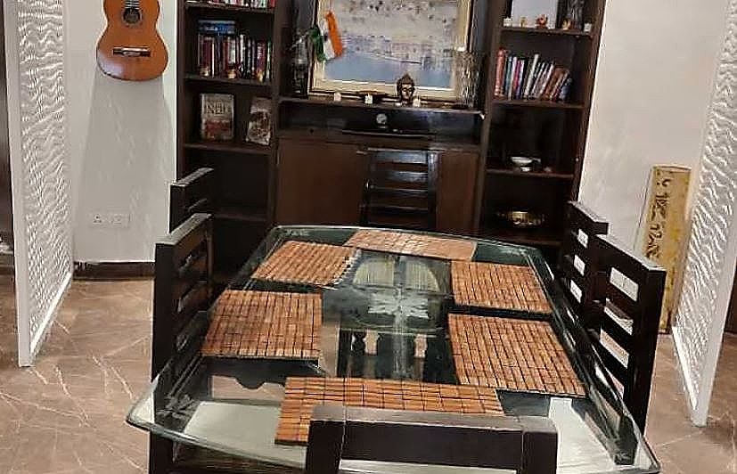 Food & Dining